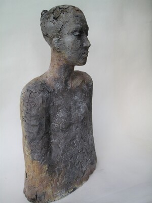 Leah, Bronze, 2018,42x25x14,5cm